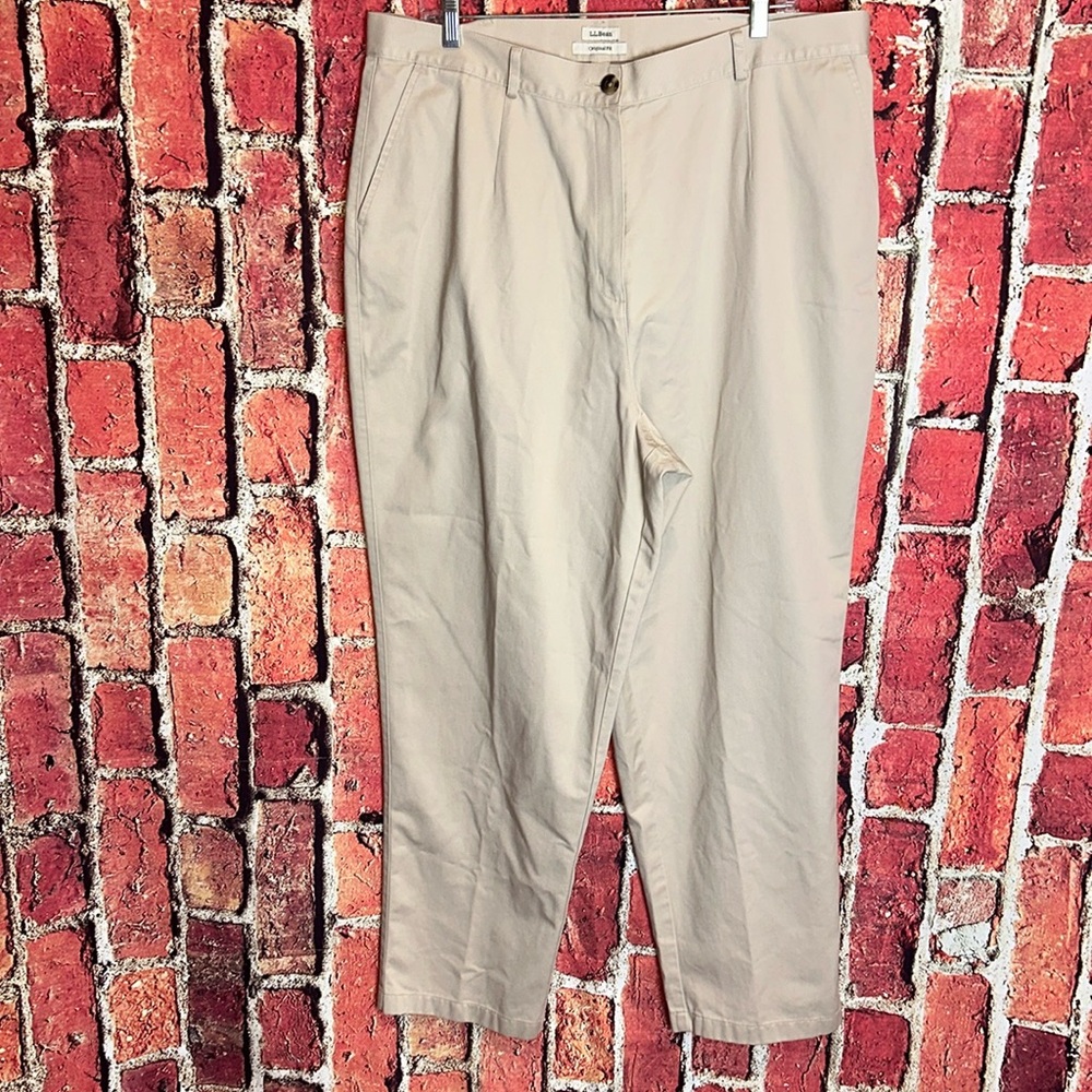 L.L.Bean Classic Khaki Pants Size 20 Regular